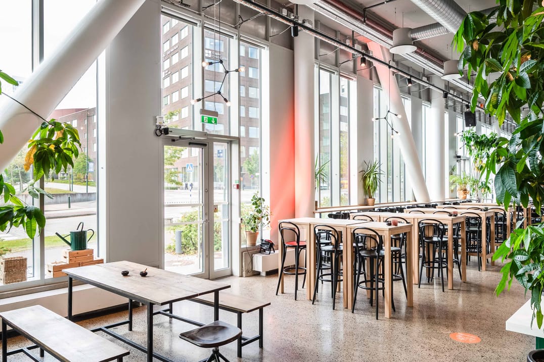 På bottenplan hittar du restaurang Edge Kitchen