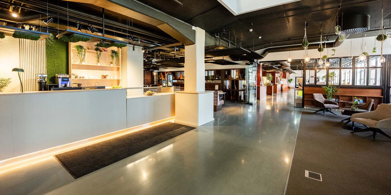 På bottenplan hittar du vår reception med direkt access till restaurang Taste