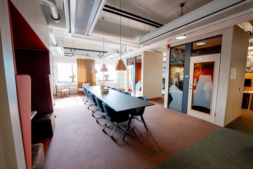 I vårt coworking finns plats att slå sig ned där det passar