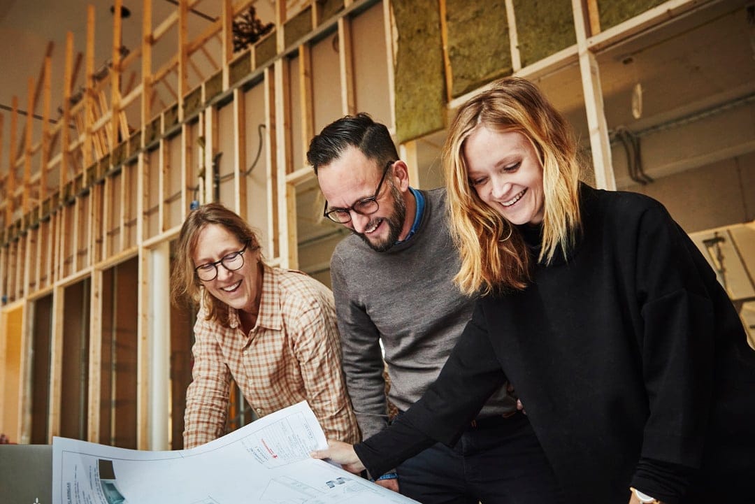 Linnea Berg och Maria Lyth från Wingårdhs arkitektkontor och Christian Ahlkrona från Granitor