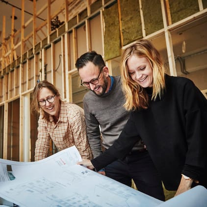 Linnea Berg och Maria Lyth från Wingårdhs arkitektkontor och Christian Ahlkrona från Granitor,